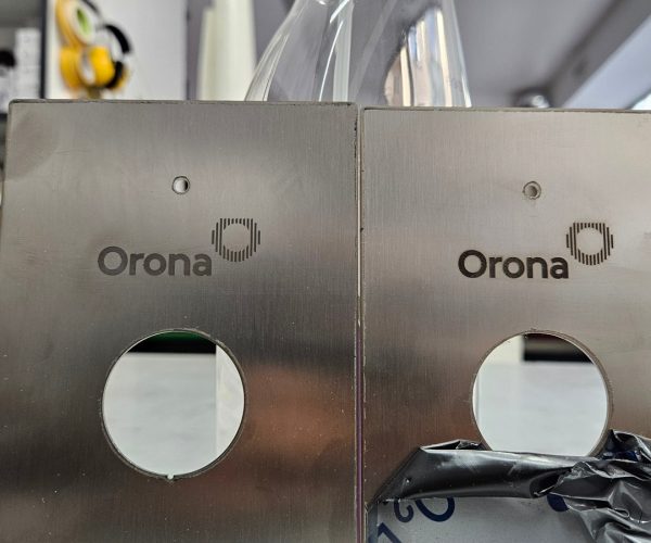 acero inox grabado con lAser de fibra